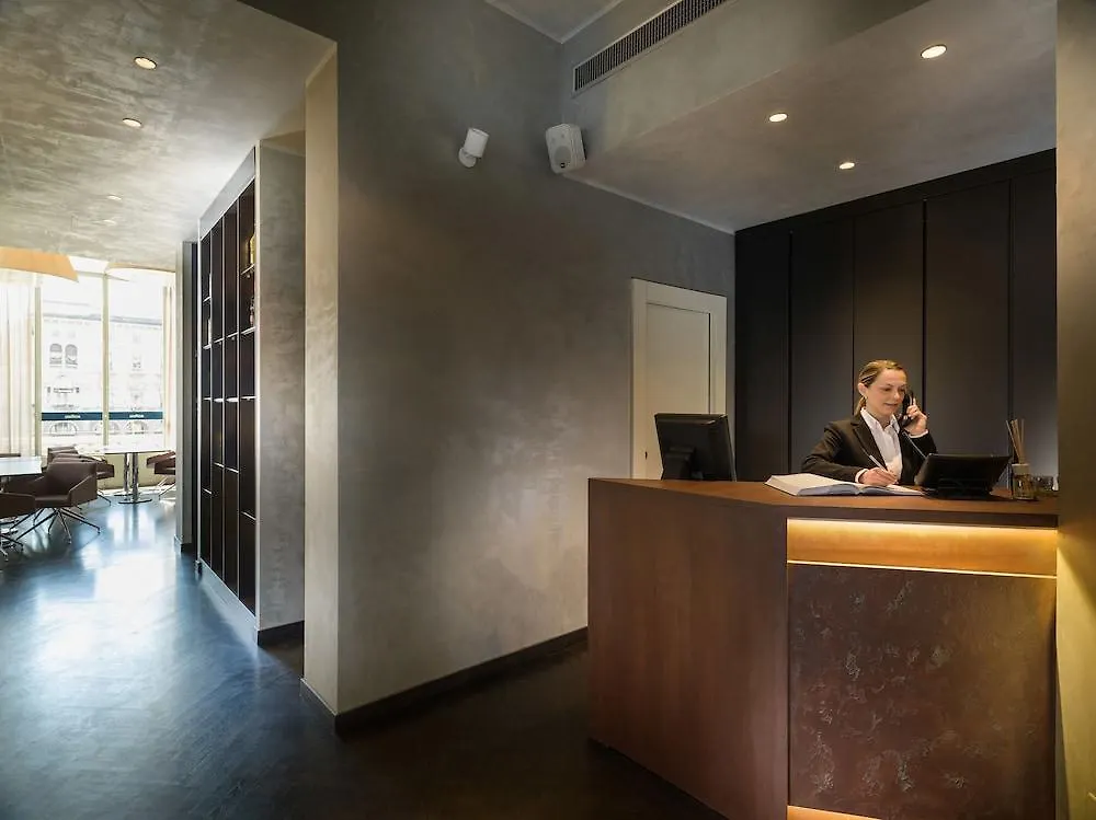 Hotel The Glamore Milano Duomo