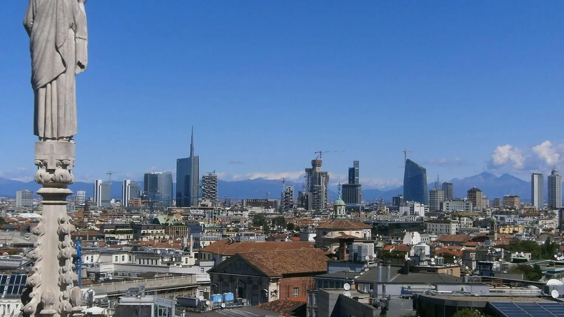 The Glamore Milano Duomo Italy