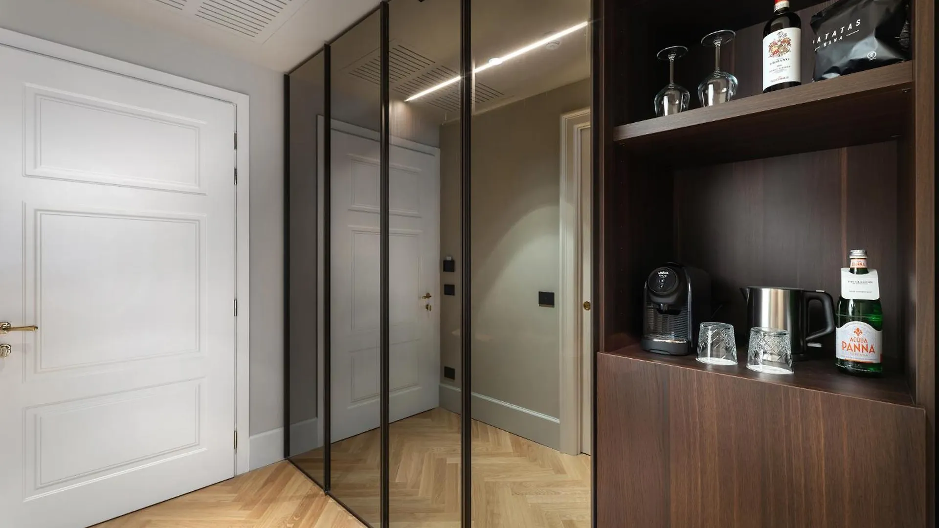 فندق The Glamore Milano Duomo