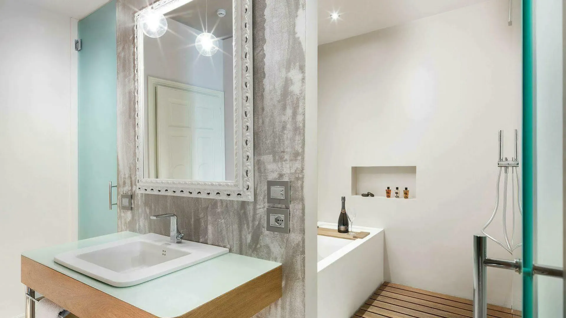 فندق The Glamore Milano Duomo