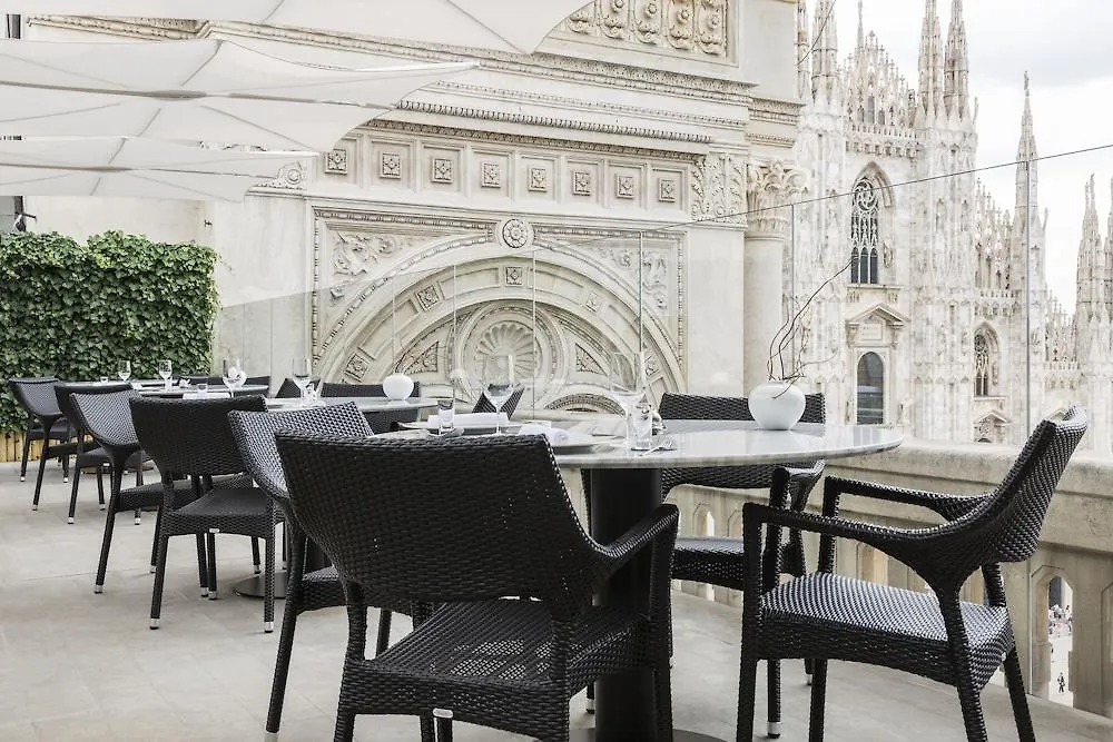The Glamore Milano Duomo Hotel