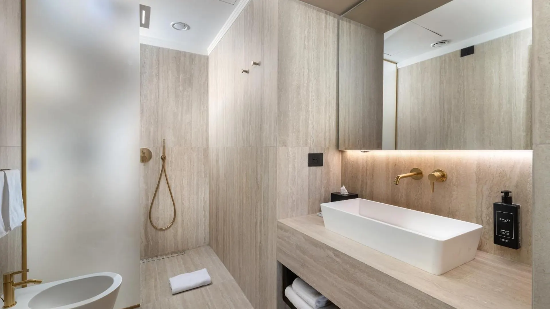 Hotel The Glamore Milano Duomo